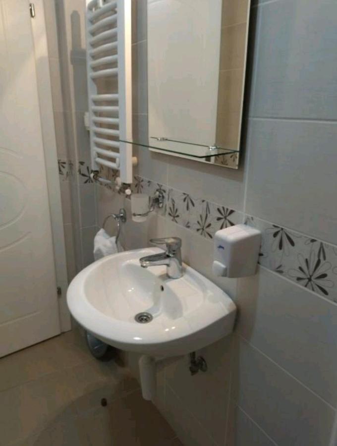 Royalwings Apartman Jagodina Exteriér fotografie