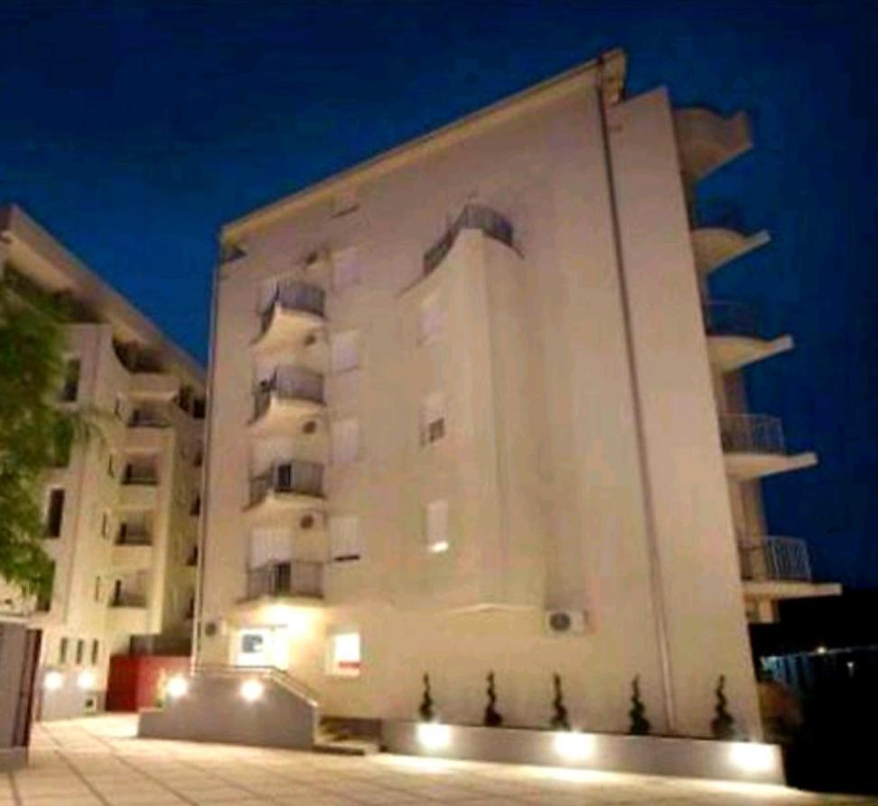 Royalwings Apartman Jagodina Exteriér fotografie