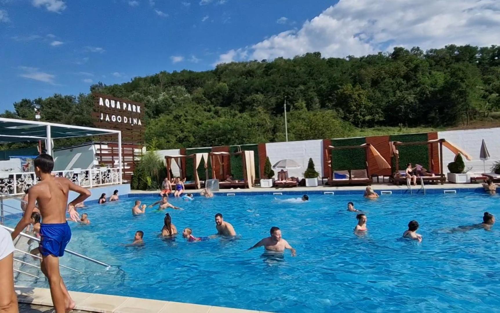 Royalwings Apartman Jagodina Exteriér fotografie